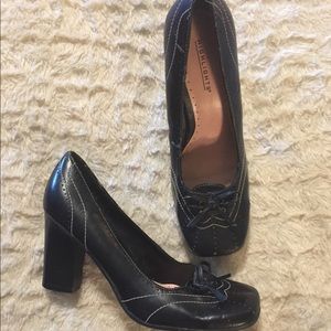 Black heels size 7 1/2